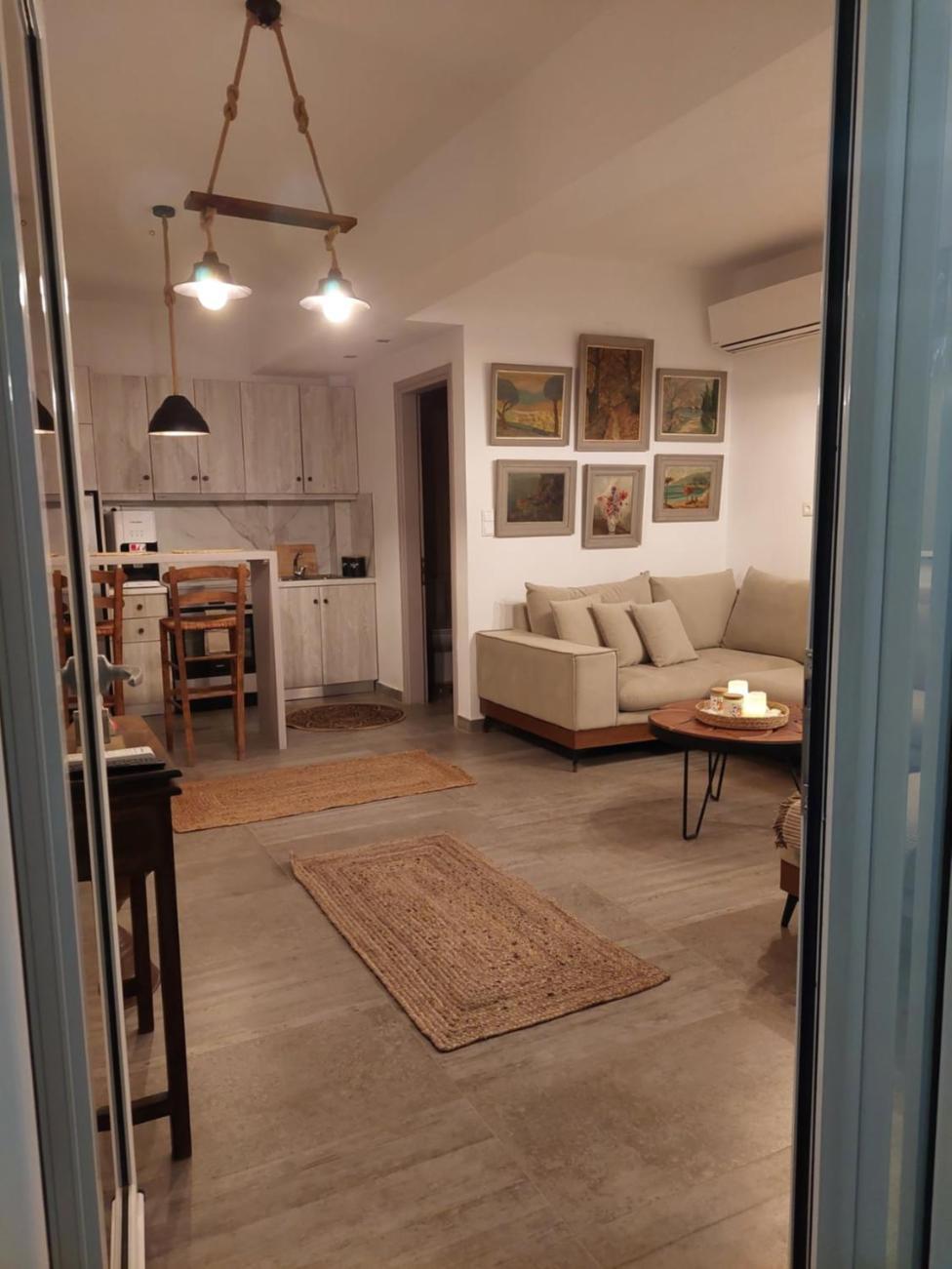 Maya Apartments, Modern And Convenient Apartments With Private Parking Skiathos Exterior photo