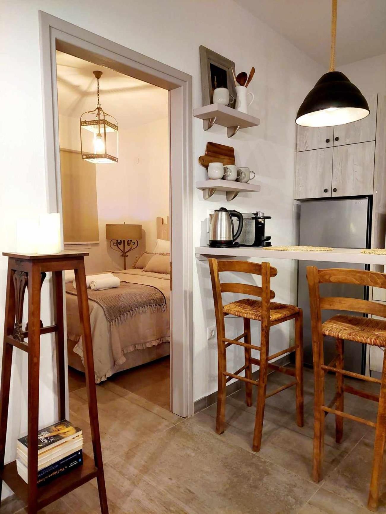 Maya Apartments, Modern And Convenient Apartments With Private Parking Skiathos Exterior photo