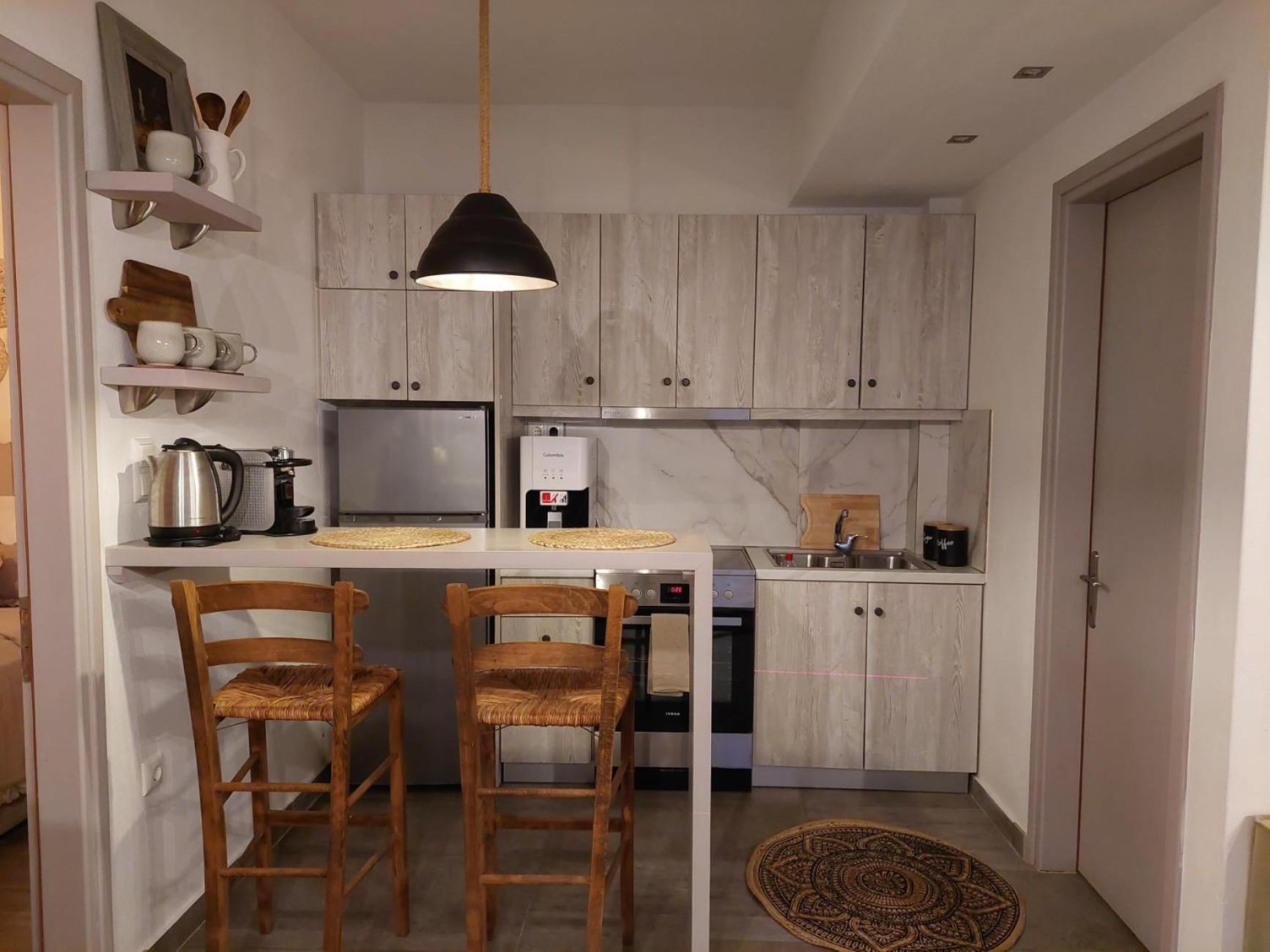 Maya Apartments, Modern And Convenient Apartments With Private Parking Skiathos Exterior photo