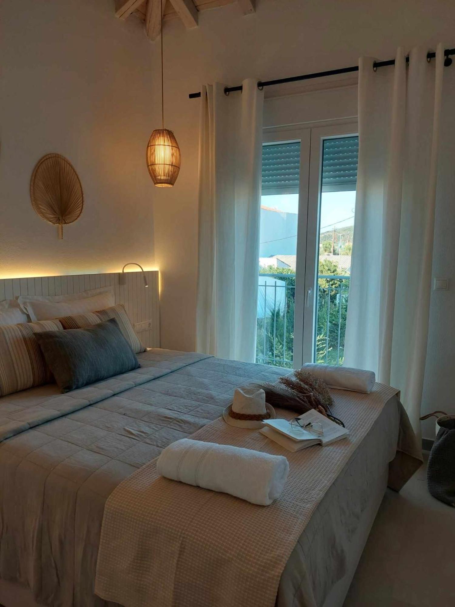 Maya Apartments, Modern And Convenient Apartments With Private Parking Skiathos Exterior photo