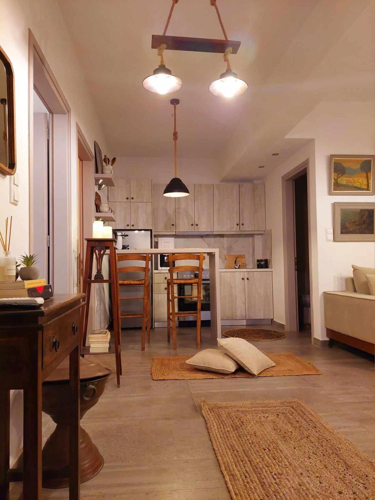 Maya Apartments, Modern And Convenient Apartments With Private Parking Skiathos Exterior photo