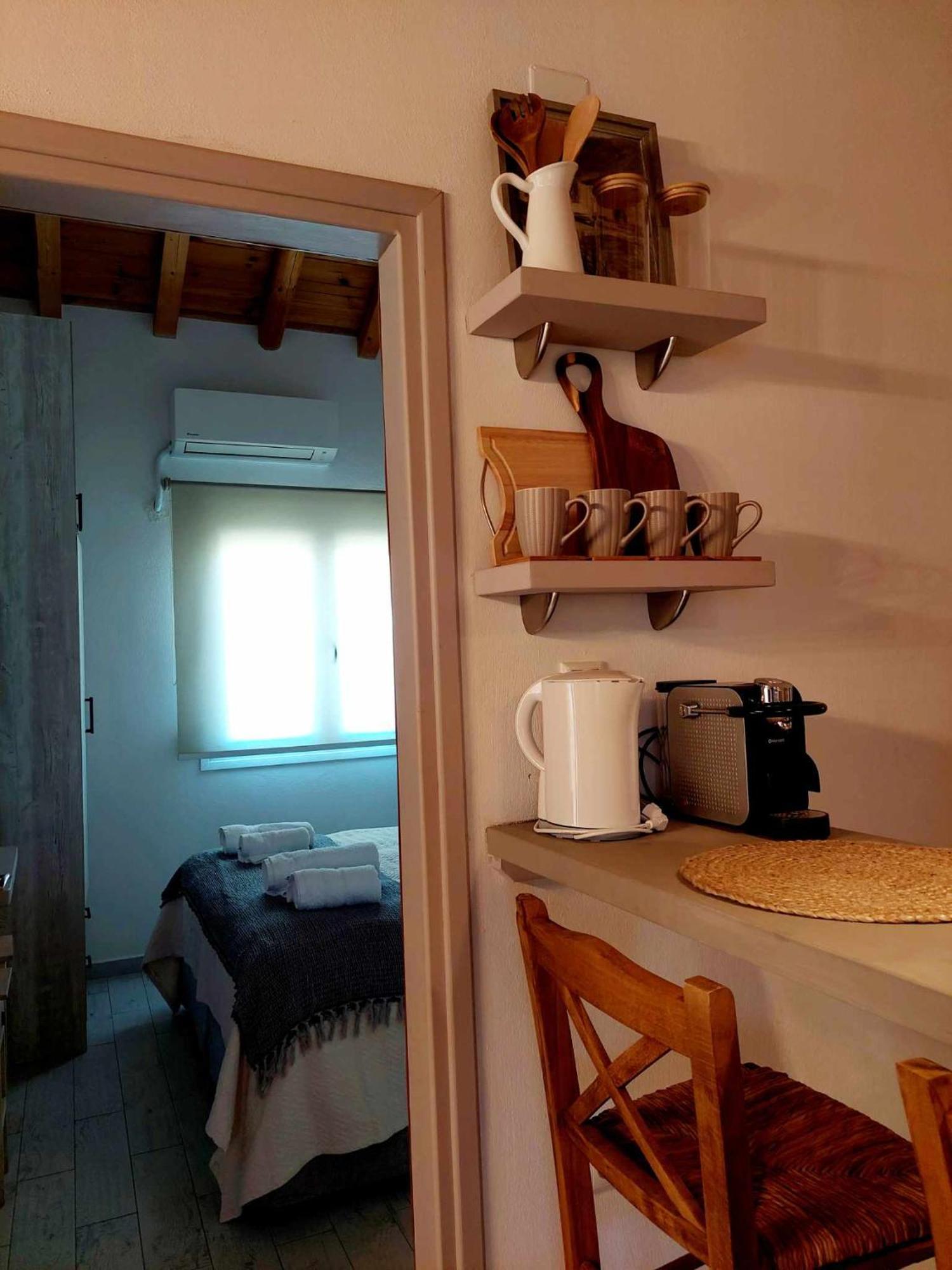 Maya Apartments, Modern And Convenient Apartments With Private Parking Skiathos Exterior photo