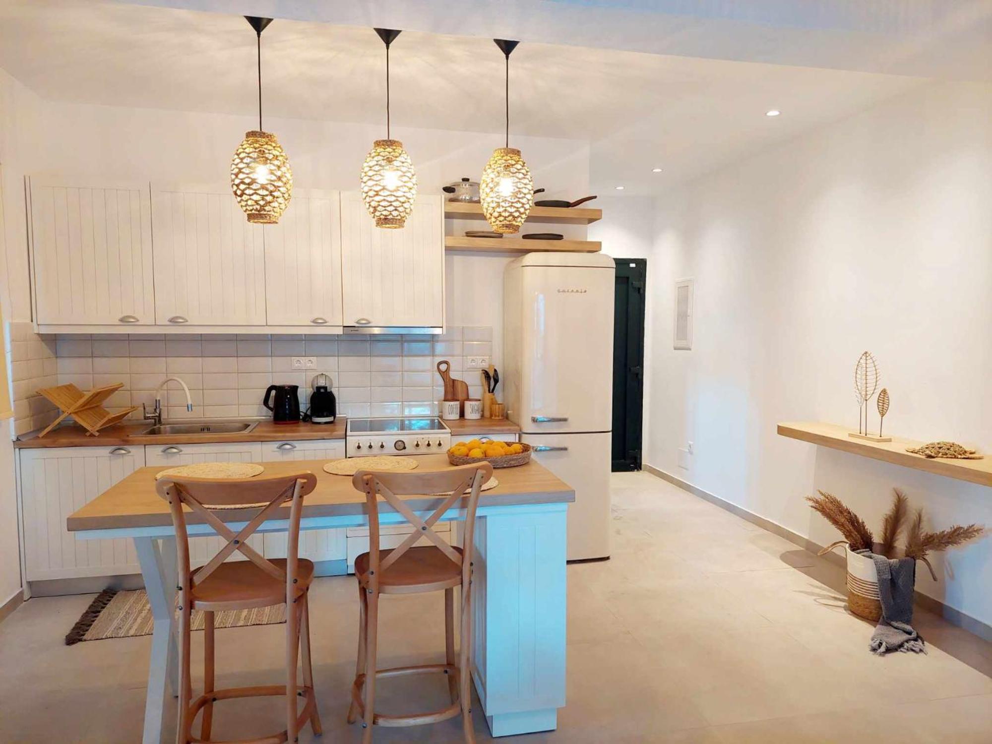 Maya Apartments, Modern And Convenient Apartments With Private Parking Skiathos Exterior photo