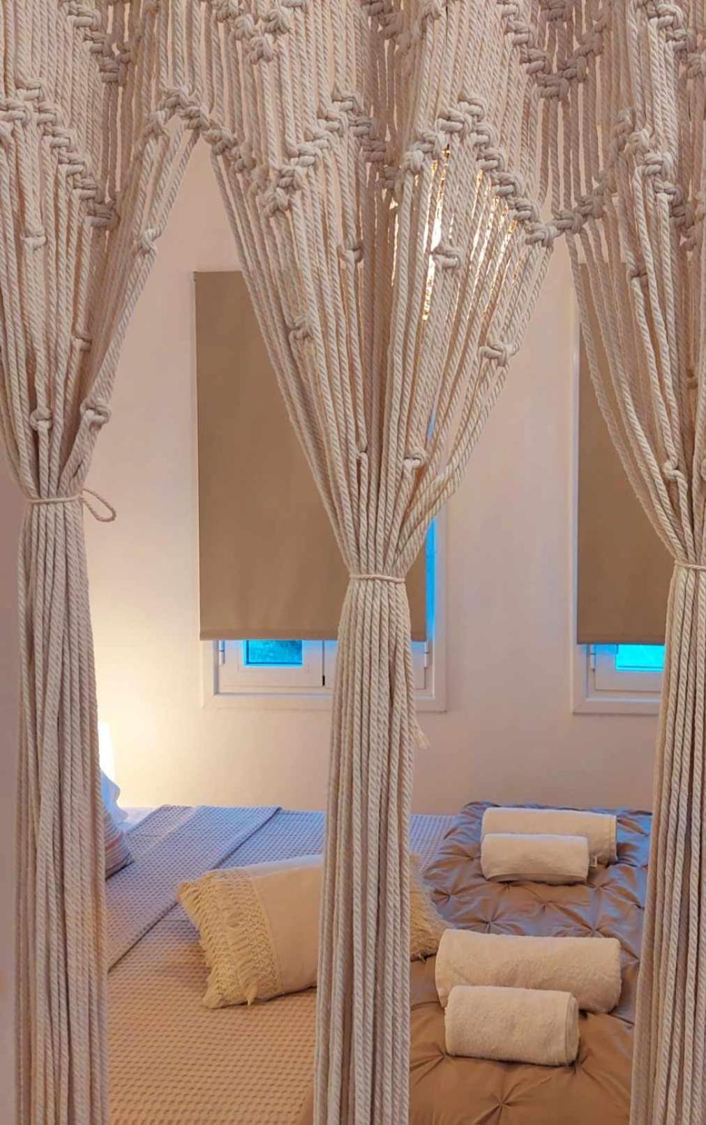Maya Apartments, Modern And Convenient Apartments With Private Parking Skiathos Exterior photo