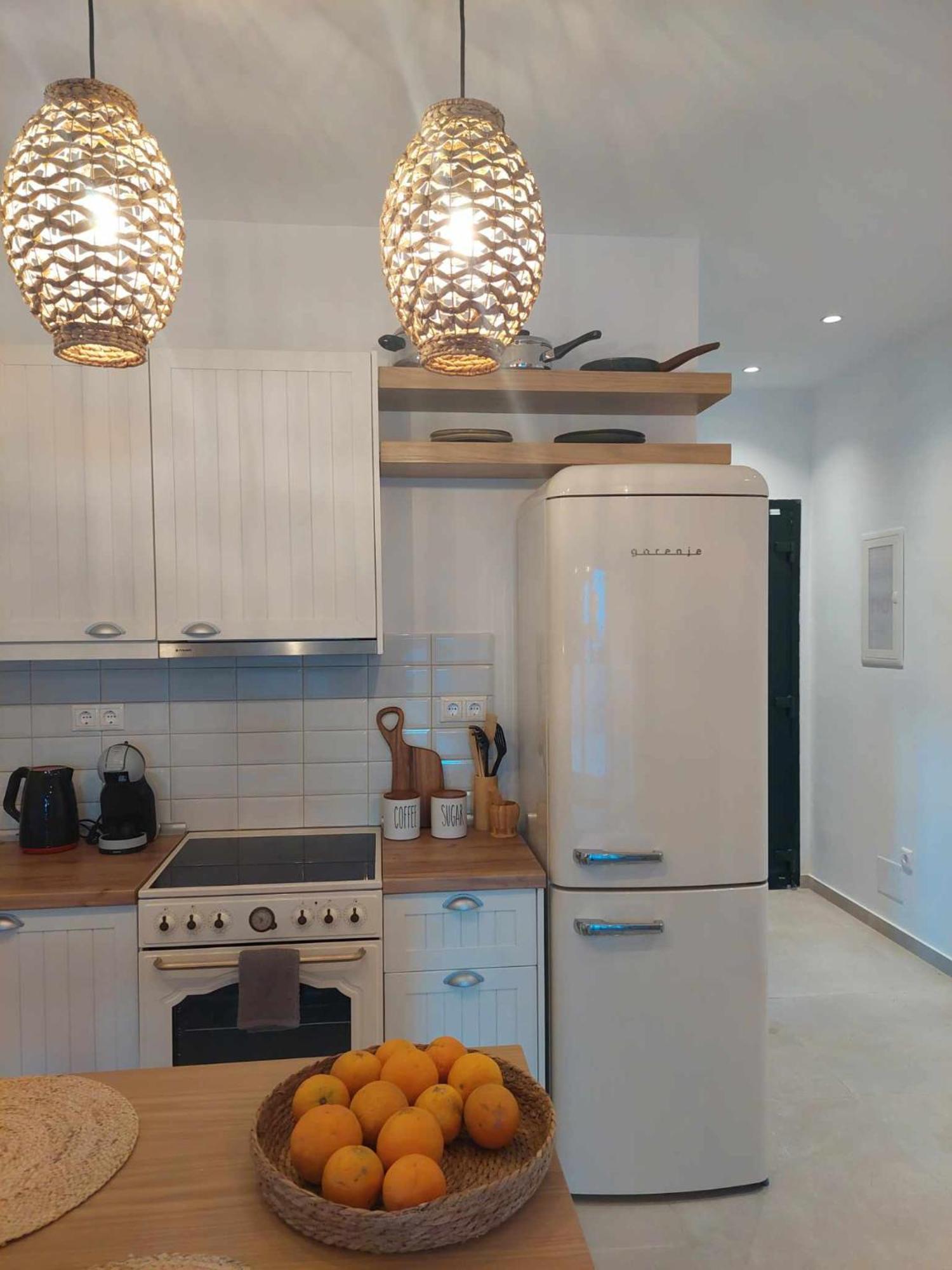 Maya Apartments, Modern And Convenient Apartments With Private Parking Skiathos Exterior photo