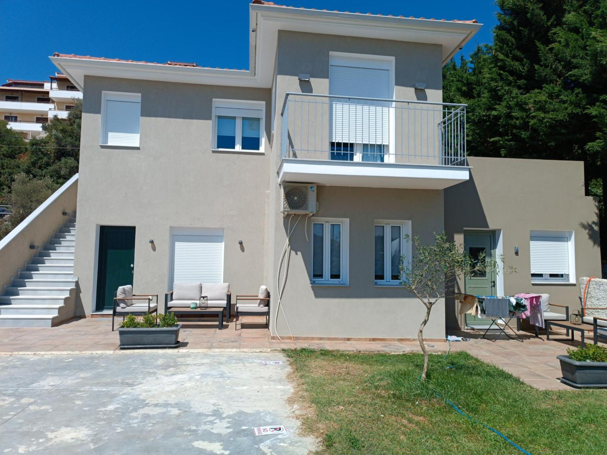Maya Apartments, Modern And Convenient Apartments With Private Parking Skiathos Exterior photo